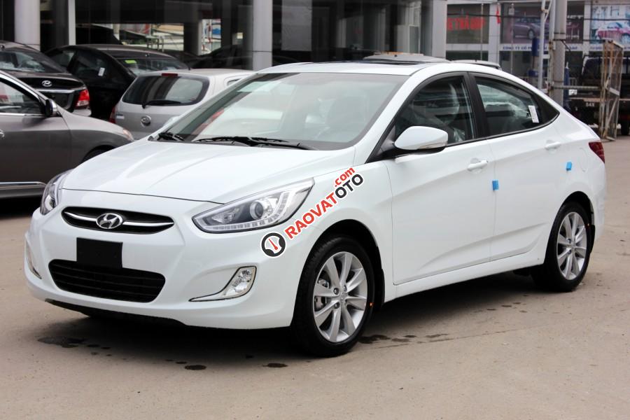 Cần bán xe Hyundai Accent New 2019, màu trắng, Tặng ngay 3 món phụ kiện khi đặt cọc xe - hotline: 0905.976.950-4