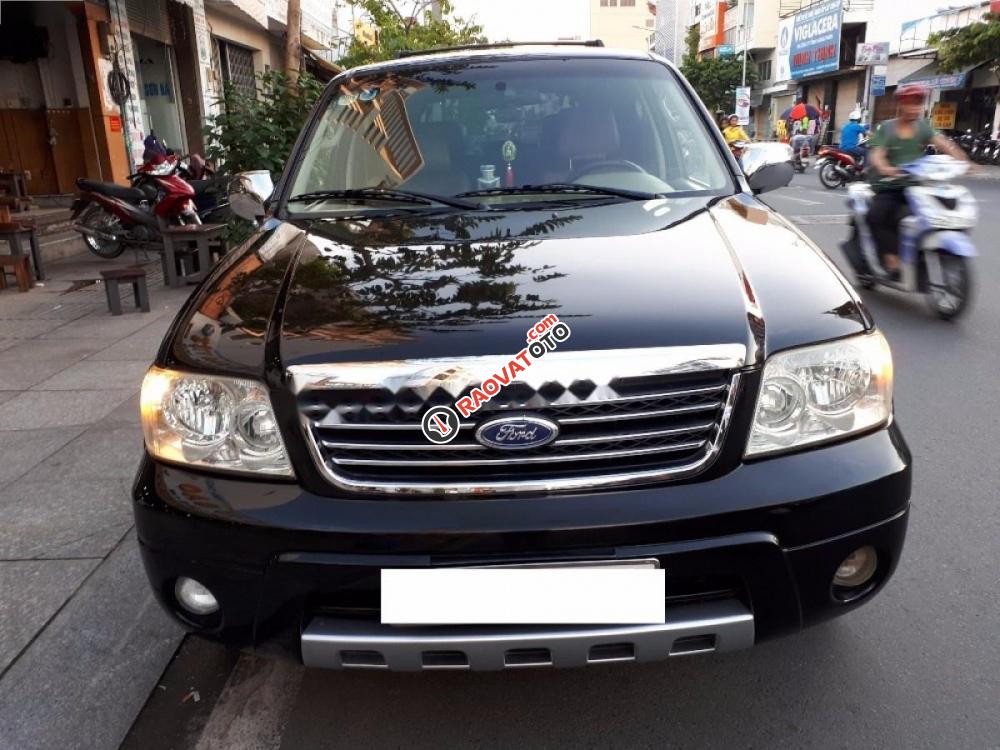 Bán xe Ford Escape sản xuất 2004, màu đen, xe gia đình, giá tốt-0