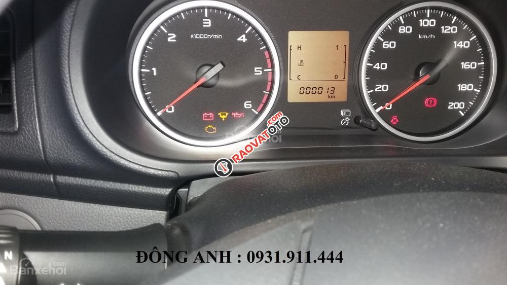 Cần bán xe Mitsubishi Triton 1 cầu, số sàn, màu bạc, nhập khẩu - LH: Đông Anh - 0931911444-7