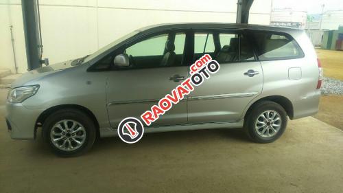 Cần bán Toyota Innova 2.0 MT 2014-2