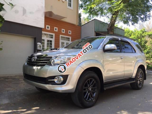 Cần bán Toyota Fortuner G sản xuất 2016, màu bạc, 940tr-0