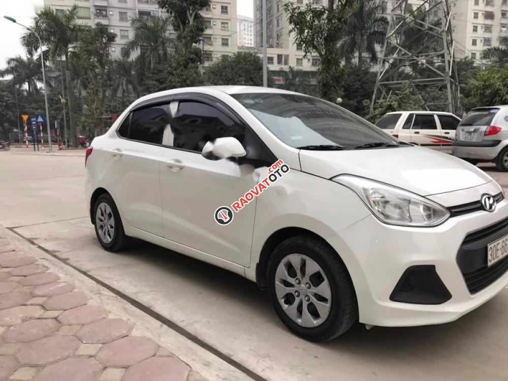 Cần bán gấp Hyundai Grand i10 1.2 MT Base đời 2016, màu trắng, nhập khẩu số sàn, giá chỉ 358 triệu-0