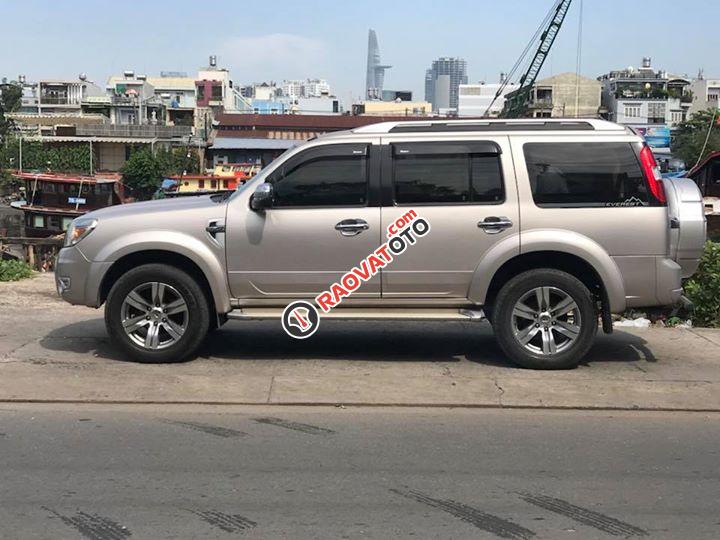 Cần bán Ford Everest đời 2009, màu vàng, giá 480tr-2