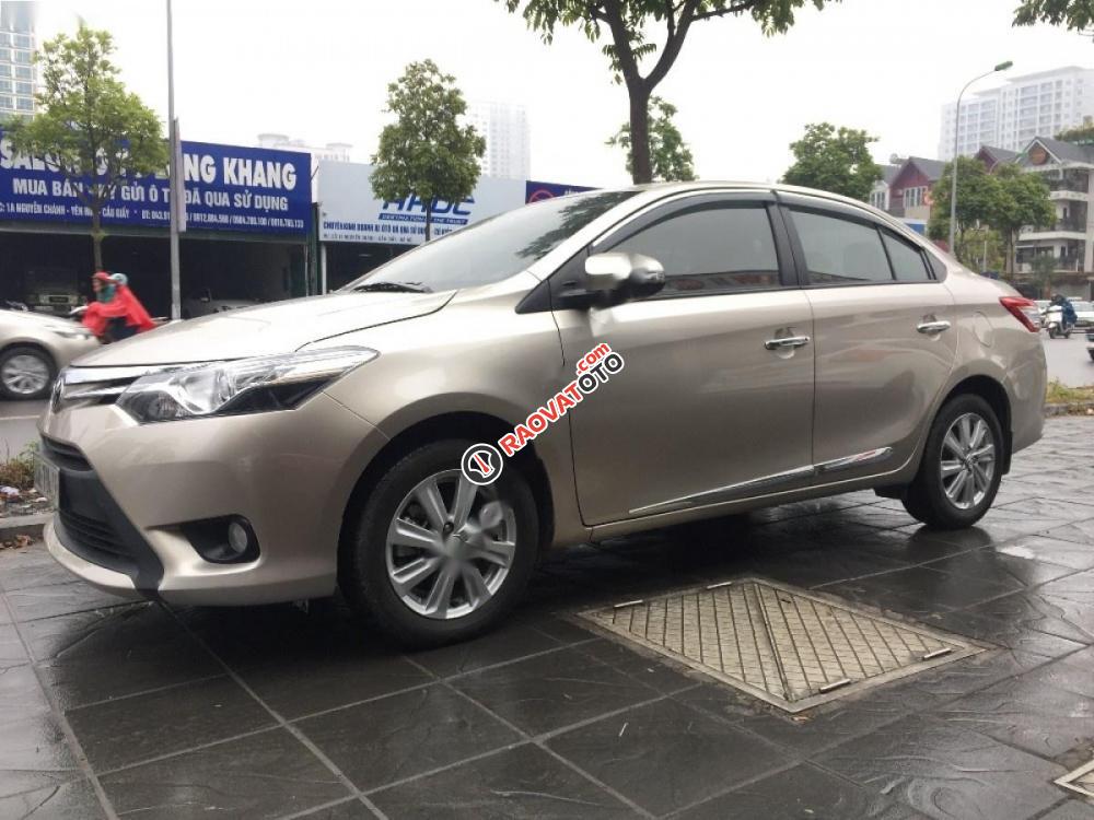 Cần bán xe Toyota Vios G đời 2017, màu ghi vàng  -0