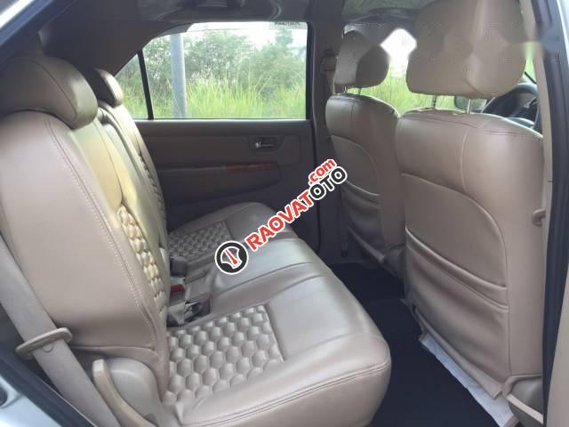 Cần bán lại xe Toyota Fortuner G, đời 2009 số sàn giá cạnh tranh-5