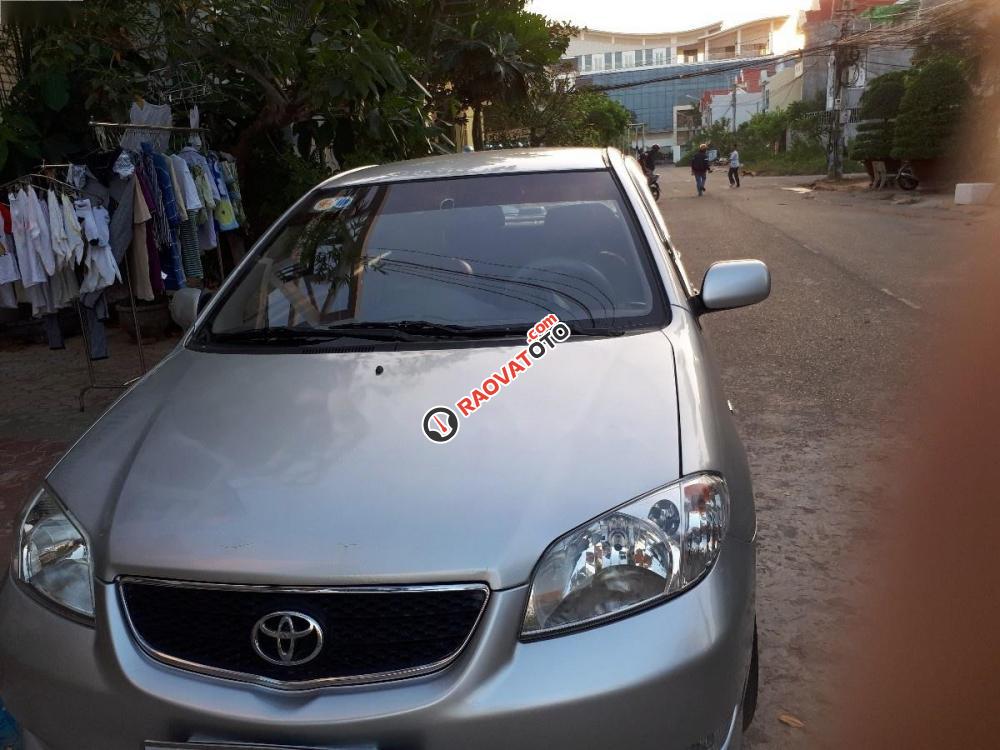 Cần bán xe Toyota Vios đời 2006, màu bạc xe gia đình, giá 200tr-1