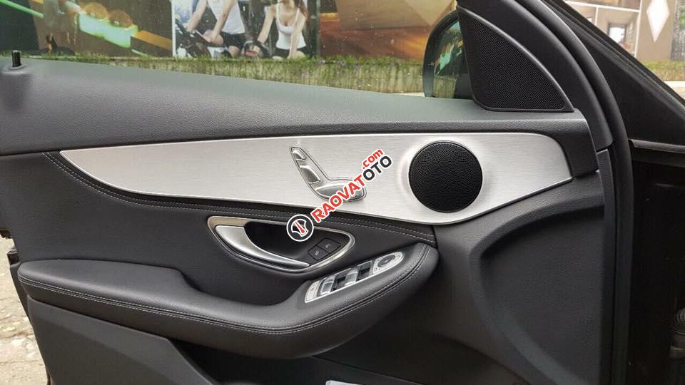Bán xe Mercedes C200 đời 2015, màu đen, mới đi được 4 vạn, chỉ trả 350 triệu rinh xe về ngay-3