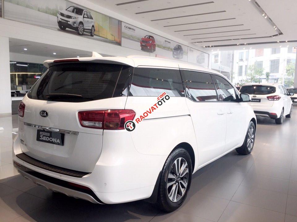 Bán Kia Sedona 2018, máy dầu tại Hà Nội tháng 3/2018. Gọi 0978 447 462 để nhận thêm ưu đãi-2