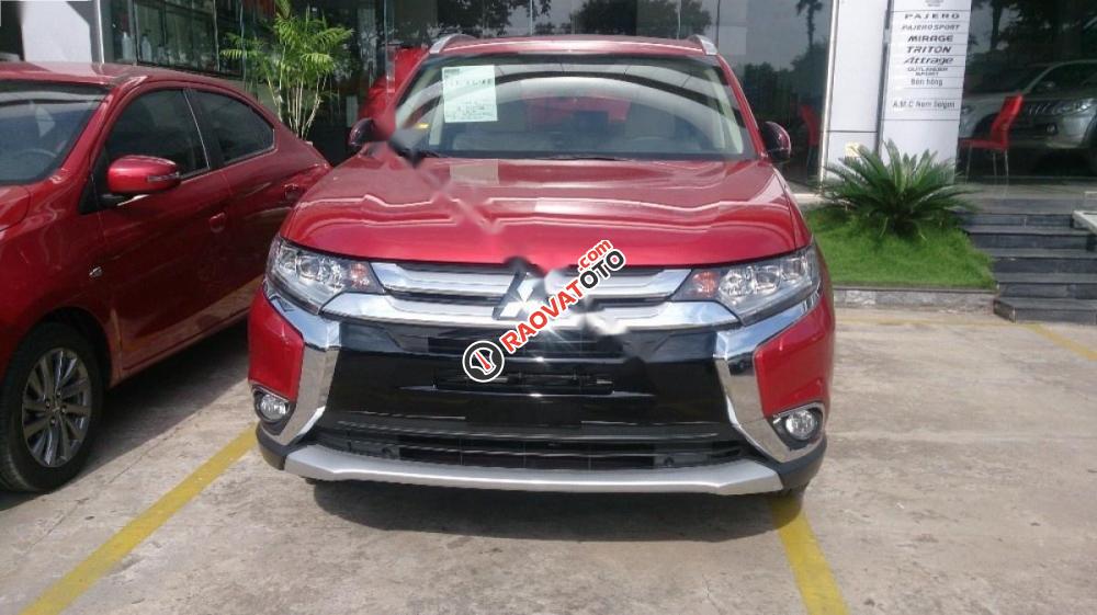 Bán ô tô Mitsubishi Outlander 2.0 STD sản xuất 2017, màu đỏ, nhập khẩu nguyên chiếc, giá 972tr-0