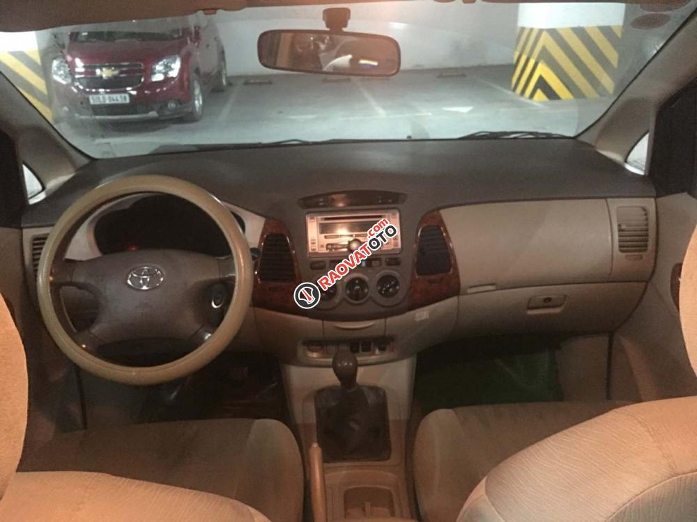 Cần bán xe Toyota Innova G đời 2007, màu bạc, 350 triệu-2