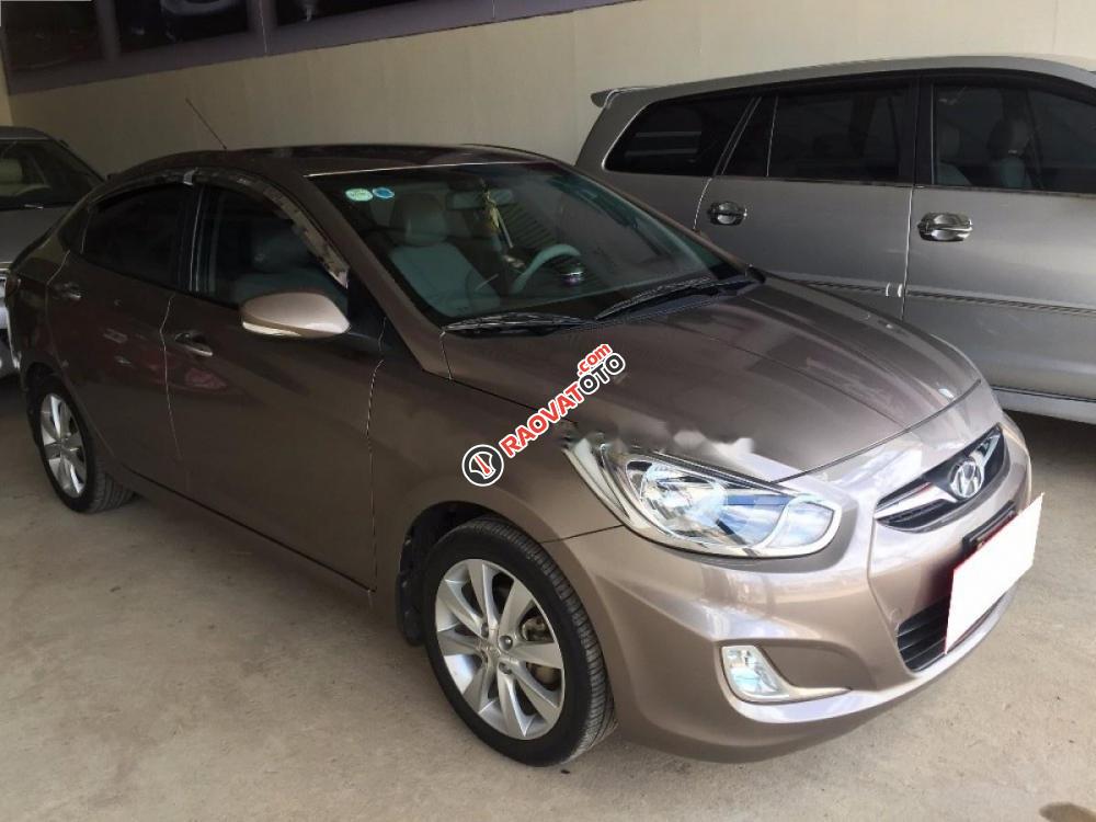 Cần bán Hyundai Accent 1.4 AT đời 2012, màu nâu, nhập khẩu Hàn Quốc chính chủ, 425 triệu-1