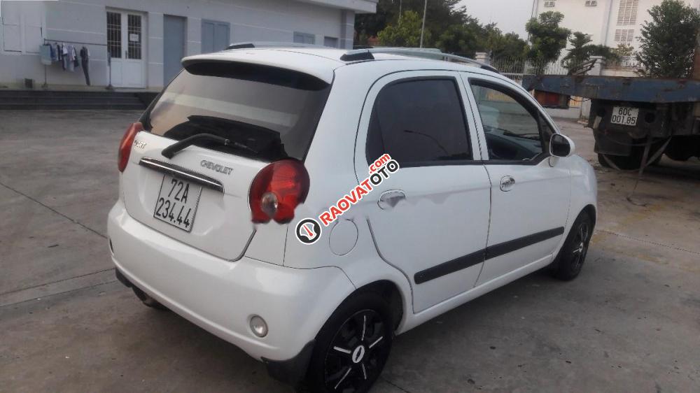 Cần bán xe Chevrolet Spark đời 2009, màu trắng số sàn giá cạnh tranh-2