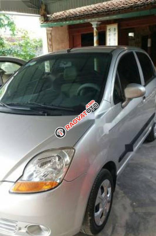 Bán Chevrolet Spark Van đời 2015, màu bạc-1