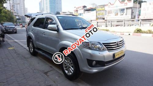 Cần bán xe Toyota Fortuner, 2013 số tự động-13