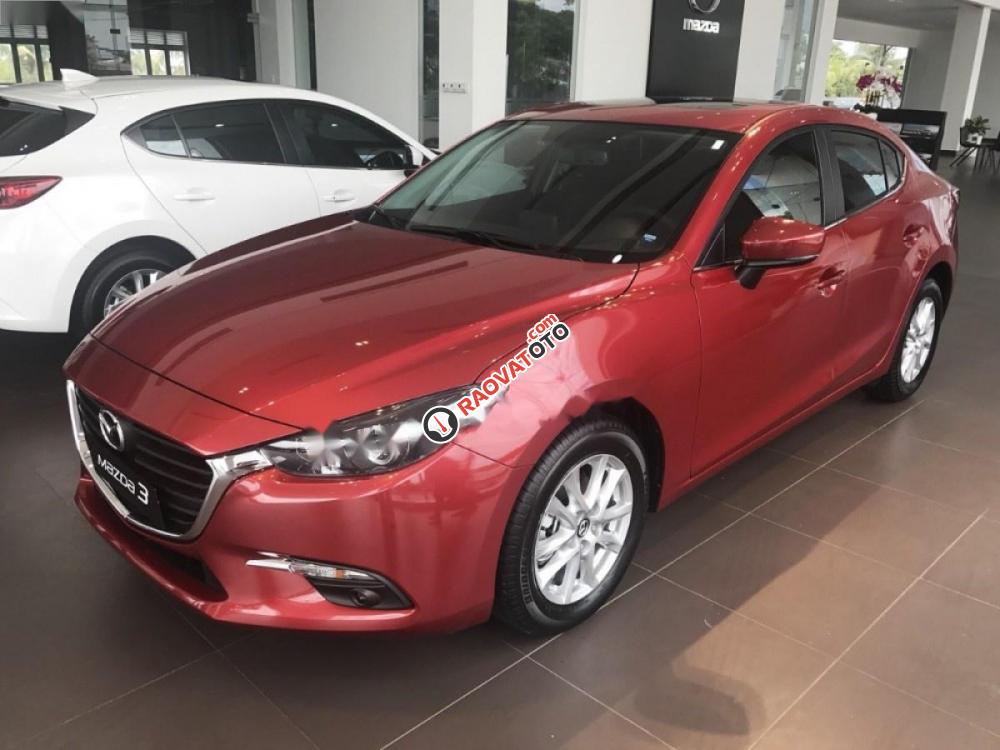 Cần bán xe Mazda 3 1.5L Facelift đời 2017, màu đỏ-3