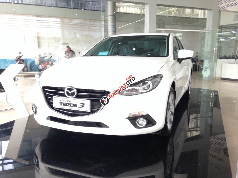 Bán Mazda 3 1.5 Sedan 2018, giá ưu đãi, trả góp 80%, thủ tục nhanh gọn, xe giao ngay - Liên hệ 0938900820 (Ms Diện)-0