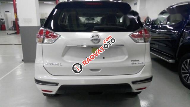 Cần bán Nissan X trail sản xuất 2017, màu trắng-4