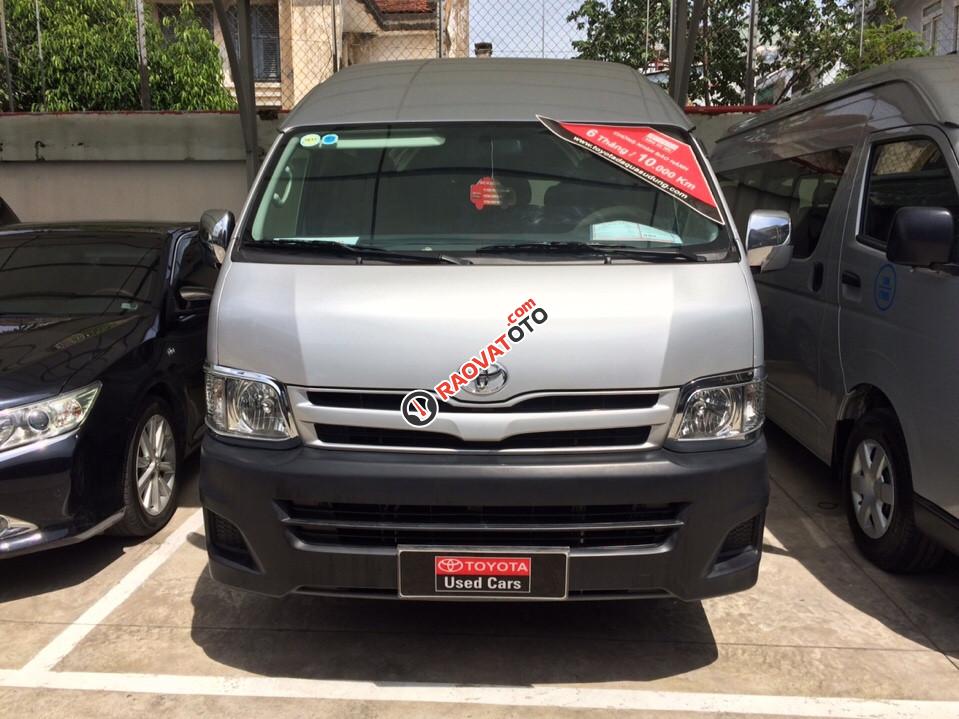 Bán xe Hiace máy dầu sản xuất 2013 màu bạc, nhập Nhật Bản-0