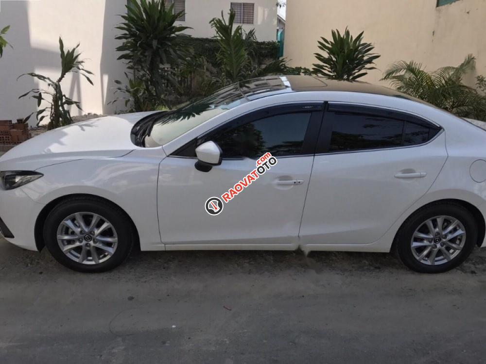 Bán Mazda 3 1.5AT sản xuất 2016, màu trắng xe gia đình, giá tốt-2