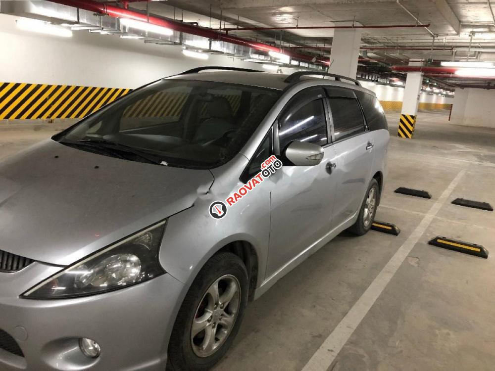 Cần bán xe Mitsubishi Grandis 2.4 AT 2006, màu bạc chính chủ-2