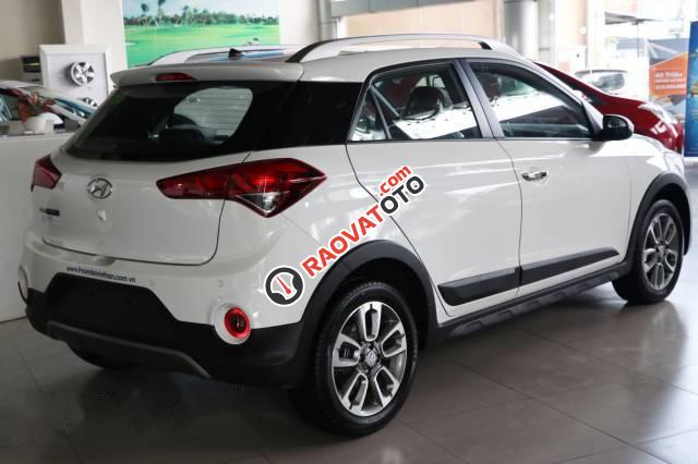 Cần bán Hyundai i20 Active đời 2017, màu trắng-2