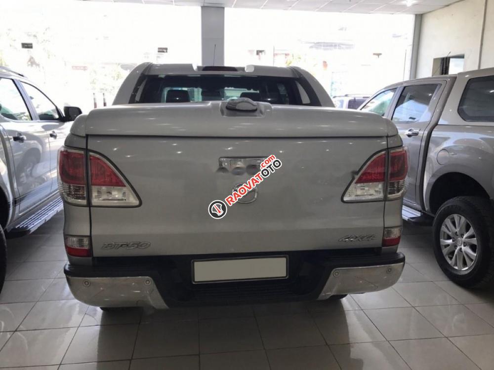 Cần bán Mazda BT 50 đời 2013, nhập khẩu nguyên chiếc số tự động, giá 530tr-4