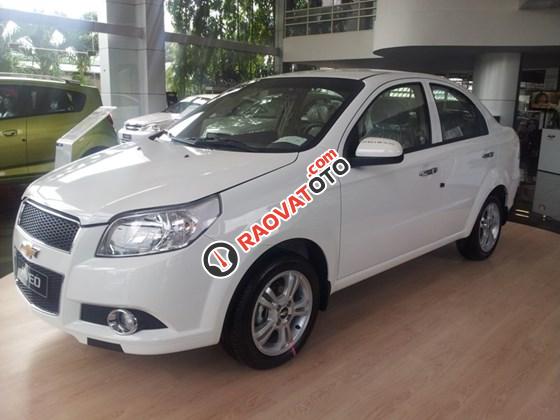 Bán Chevrolet Aveo LT 2018 động cơ mới, màu trắng, giá tốt, xe có sẵn giao ngay-2