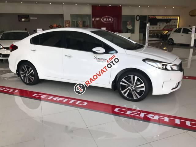 Bán Kia Cerato Signature Editor đời 2017, màu trắng  -3