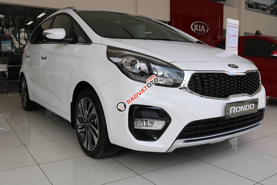 Kia Gò Vấp - Bán Kia Rondo, có xe sẵn, giao xe ngay nhanh gọn - LH: 0901 078 222 - Quang-1