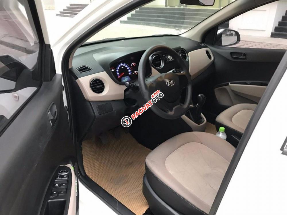 Cần bán gấp Hyundai Grand i10 1.2 MT Base đời 2016, màu trắng, nhập khẩu số sàn, giá chỉ 358 triệu-1