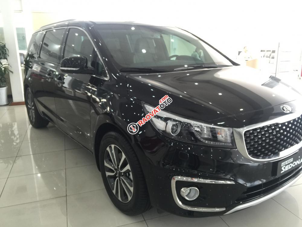 Kia Long Biên - Kia Sedona 2017, xe mới, giao xe ngay, LH Nam 0986636683-1