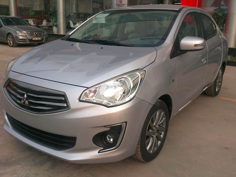 Bán xe Mitsubishi Attrage đời 2017, nhập khẩu-3