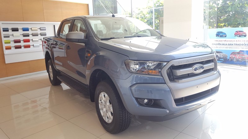 Bán Ford Ranger sản xuất 2017, xe nhập-2