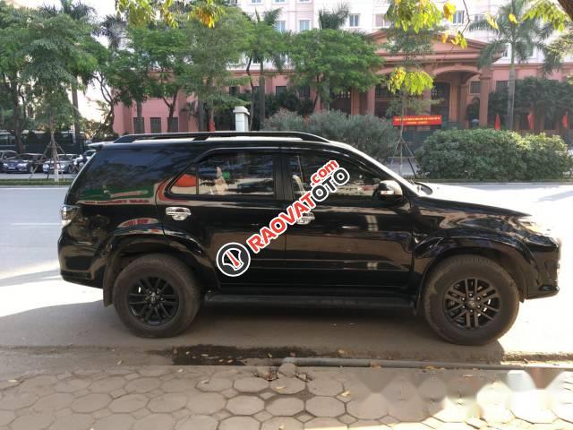 Cần bán lại xe Toyota Fortuner AT đời 2016, màu đen-3