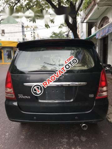 Cần bán gấp Toyota Innova đời 2006, màu đen-4