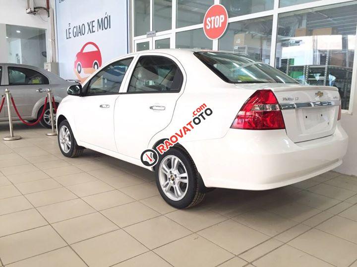 Cần bán xe Chevrolet Aveo LT đời 2017, mua trả góp 100%-1