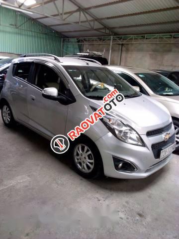 Bán Chevrolet Spark AT đời 2014, màu bạc, giá 250tr-3