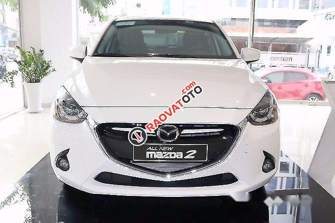 Cần bán Mazda 2 1.5 AT đời 2017, màu trắng-0