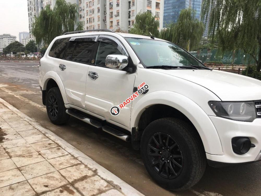 Cần bán lại xe Mitsubishi Pajero Sport đời 2012, màu trắng như mới, 595tr-1