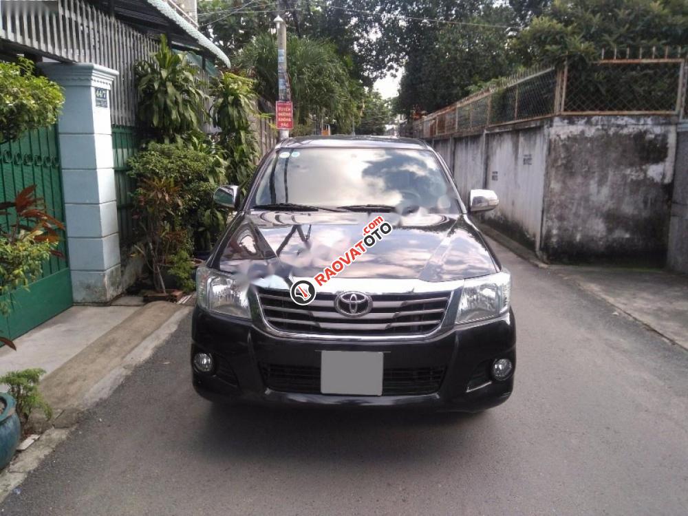 Cần bán lại xe Toyota Hilux 2.5E 4x2 MT 2013, màu đen, xe nhập số sàn-0