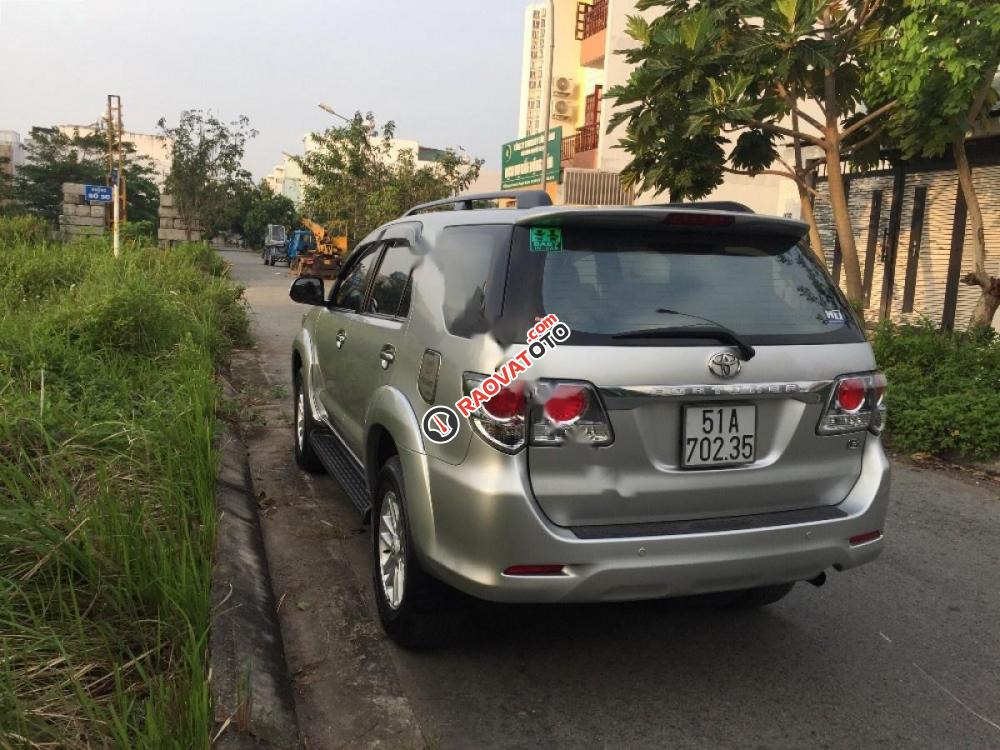 Cần bán lại xe Toyota Fortuner 2.5G đời 2013, màu bạc số sàn, giá 790tr-2