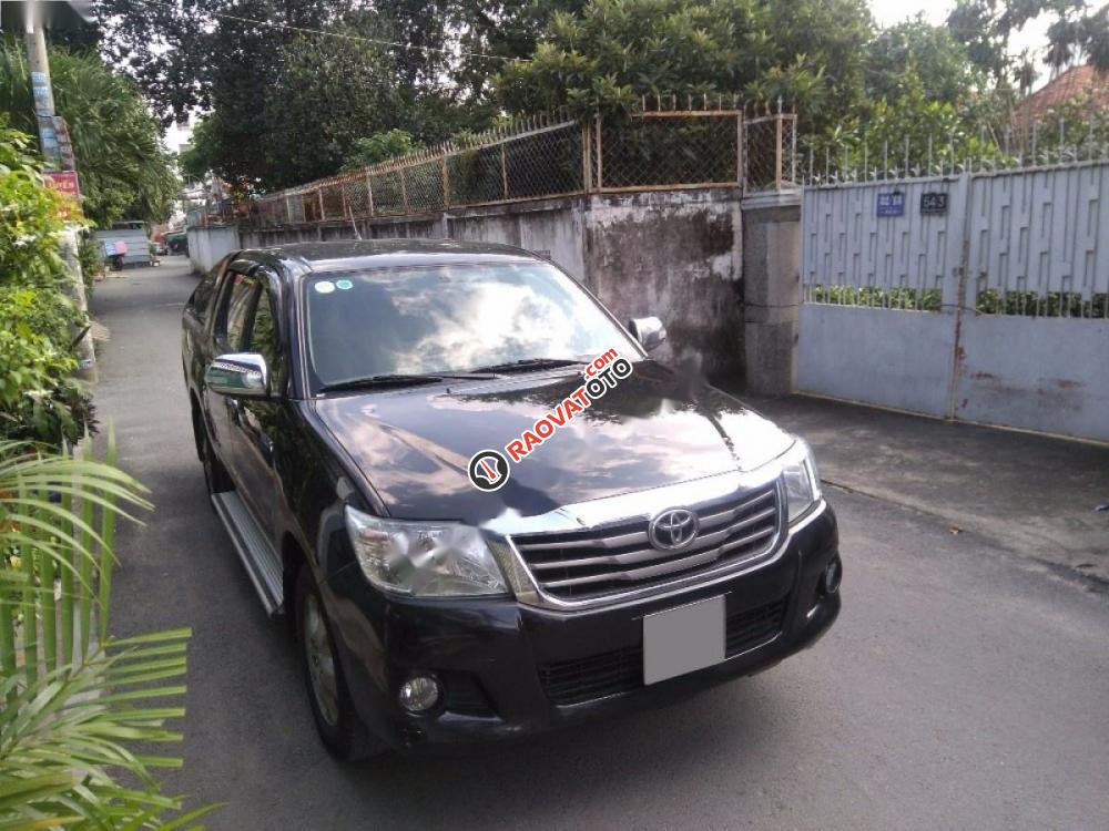 Cần bán lại xe Toyota Hilux 2.5E 4x2 MT 2013, màu đen, xe nhập số sàn-7