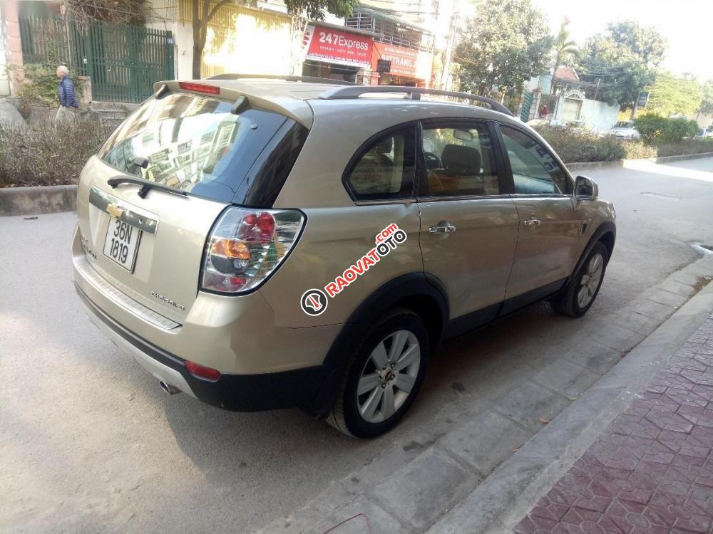 Cần bán xe Chevrolet Captiva LTZ Maxx 2.0 AT đời 2009, màu vàng chính chủ, giá chỉ 445 triệu-5