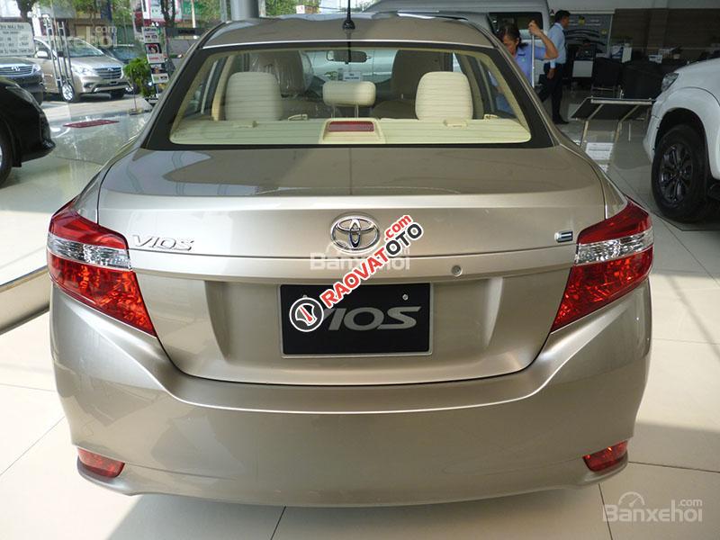 Bán Toyota Vios 1.5E số sàn, ưu đãi giá, tặng phụ kiện, hỗ trợ vay 95% giá trị xe-2