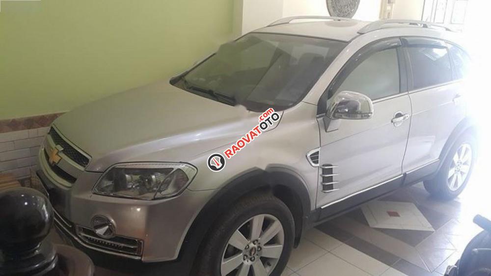 Bán ô tô Chevrolet Captiva LTZ Maxx đời 2010, màu bạc, giá tốt-0