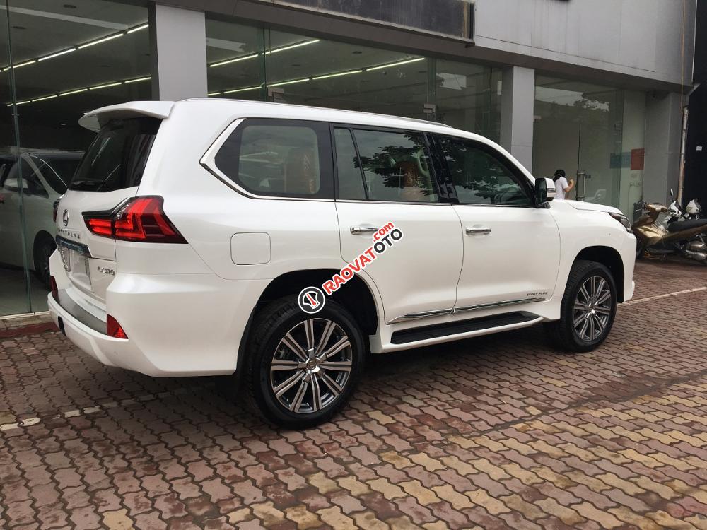 Bán Lexus LX 570 Sport Plus đời 2017, màu trắng, nhập khẩu châu Âu-3