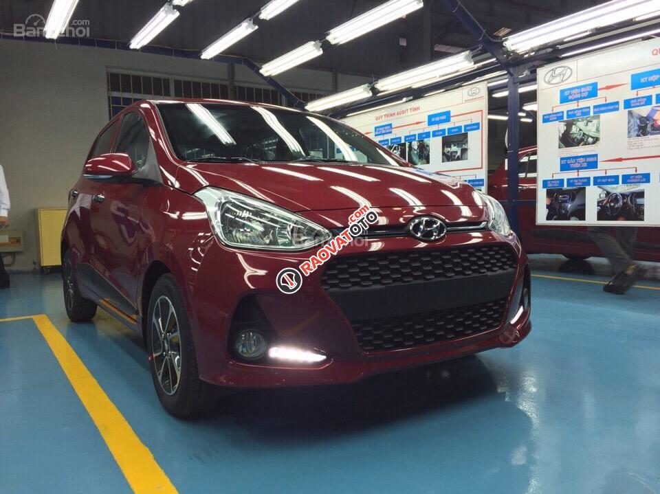 Trả góp 5 triệu 6 hàng tháng, lấy xe Hyundai I10 bản 1.0 MT base, màu đỏ. LH Hương: 0902.608.293-12
