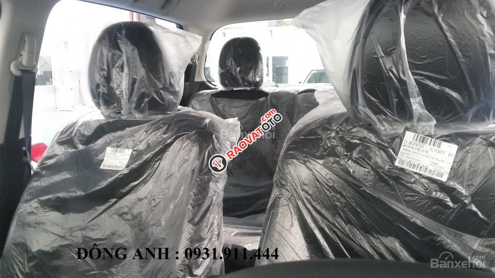 Cần bán xe Mitsubishi Triton 1 cầu, số sàn, màu bạc, nhập khẩu - LH: Đông Anh - 0931911444-8