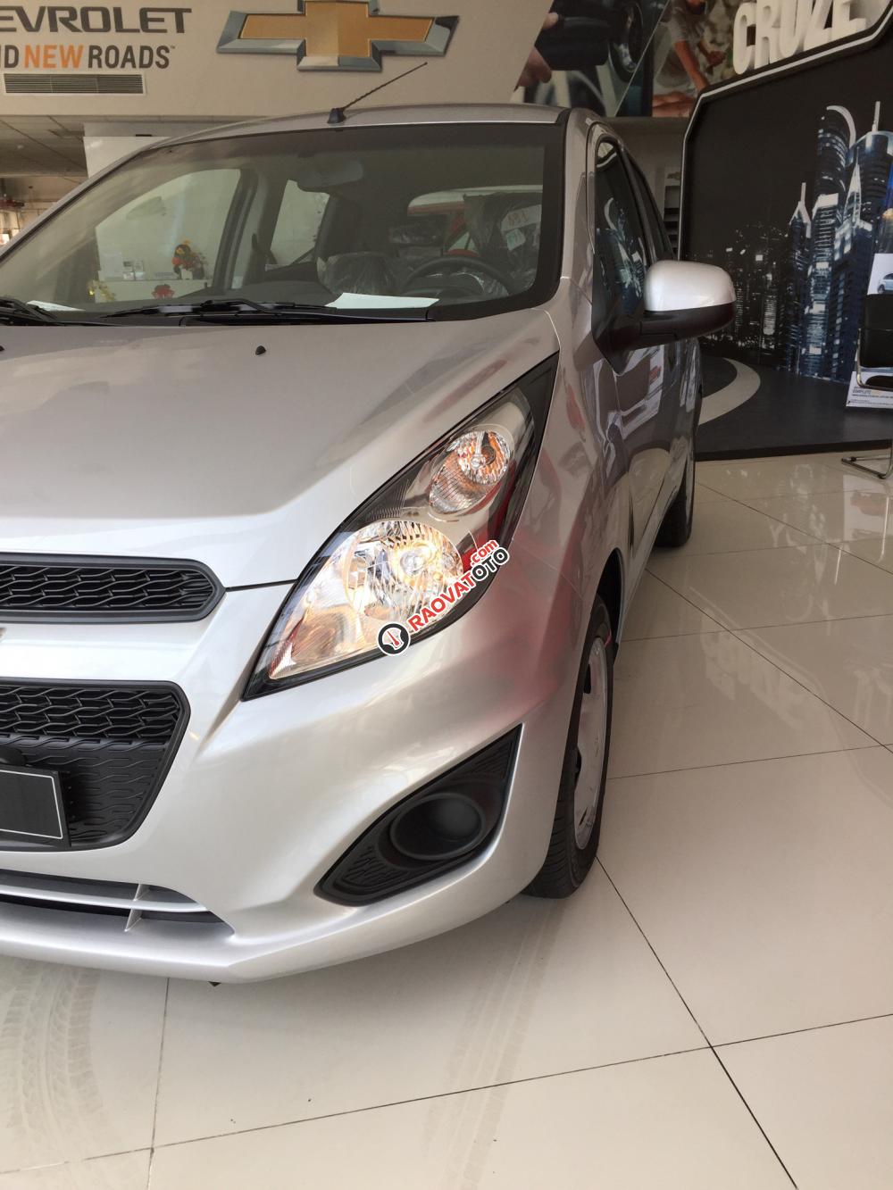 Chevrolet Spark LS 1.2 2017, giá cạnh tranh, ưu đãi cao, LH ngay 0901.75.75.97 - Mr. Hoài để nhận giá tốt nhất-12