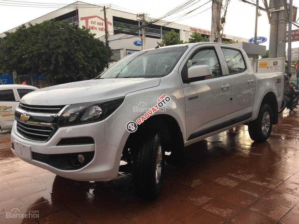 Bán Chevrolet Colorado 2.5L 4x2, hỗ trợ vay 100% giá trị xe-12